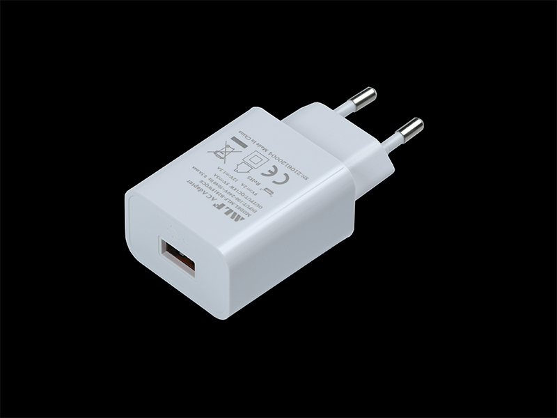 B28 QC18W 歐規(guī)單USB 充電器