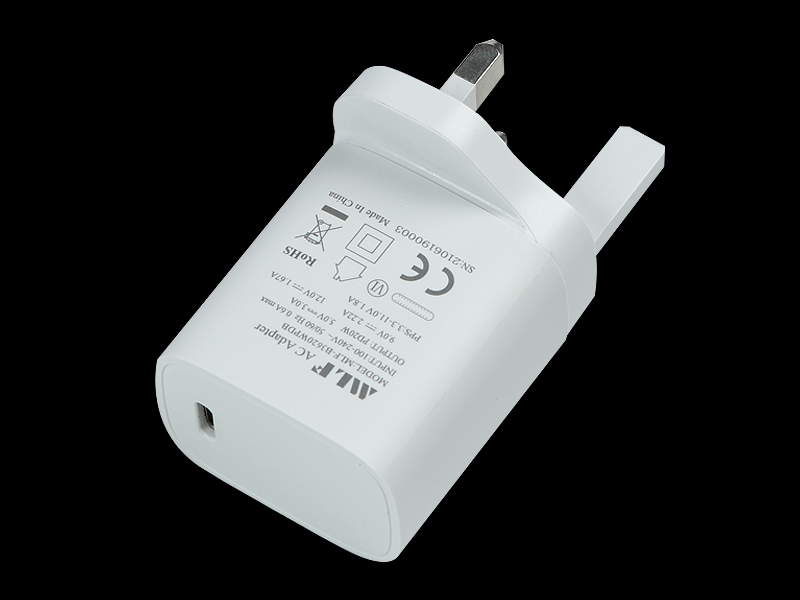 B28 PD20W  UK plug 